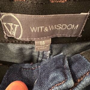 Wit & Wisdom size 14 jeans. Like new! Stretch waist band.